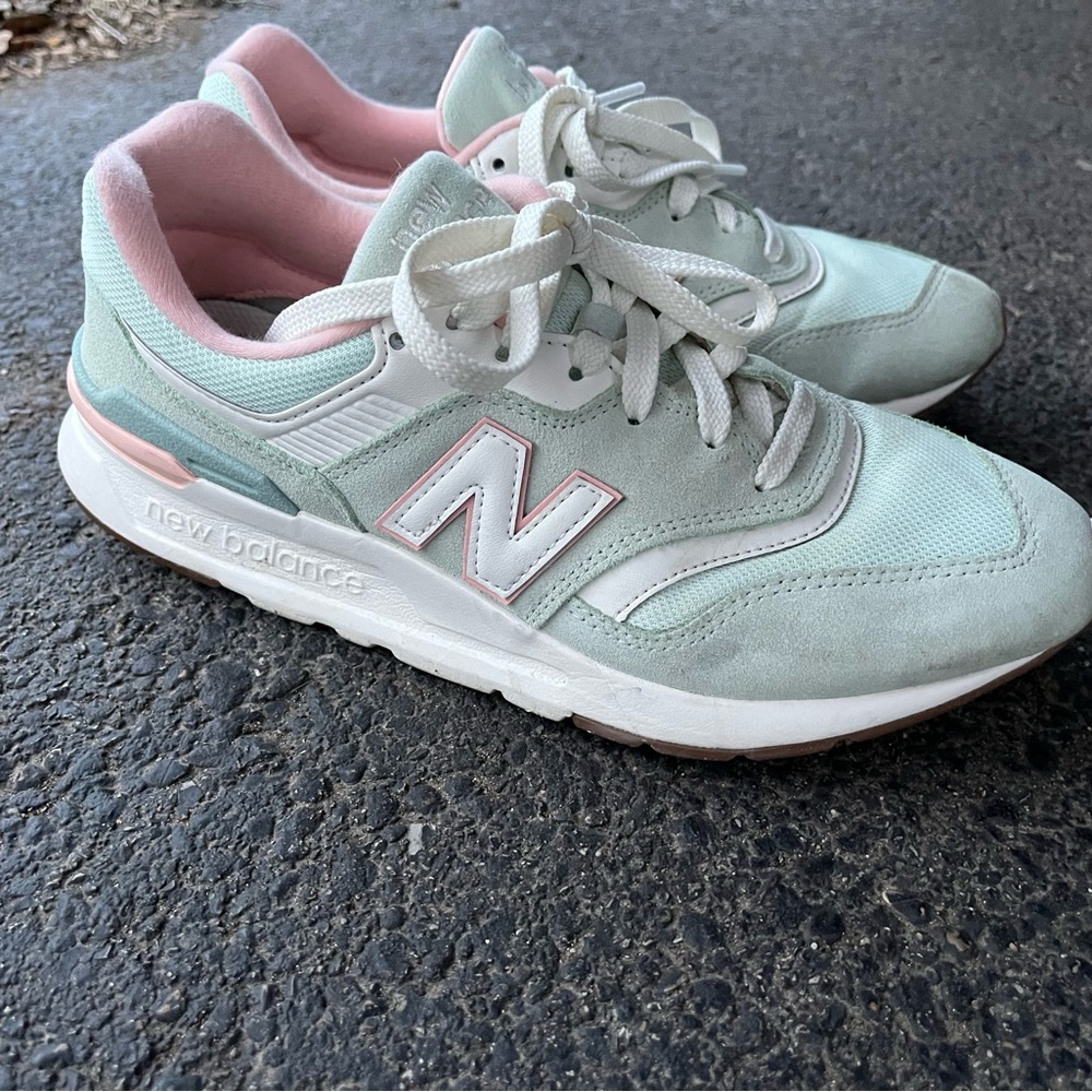 New Balance Women's Sneakers - Mint Green and Pink Size 7.5